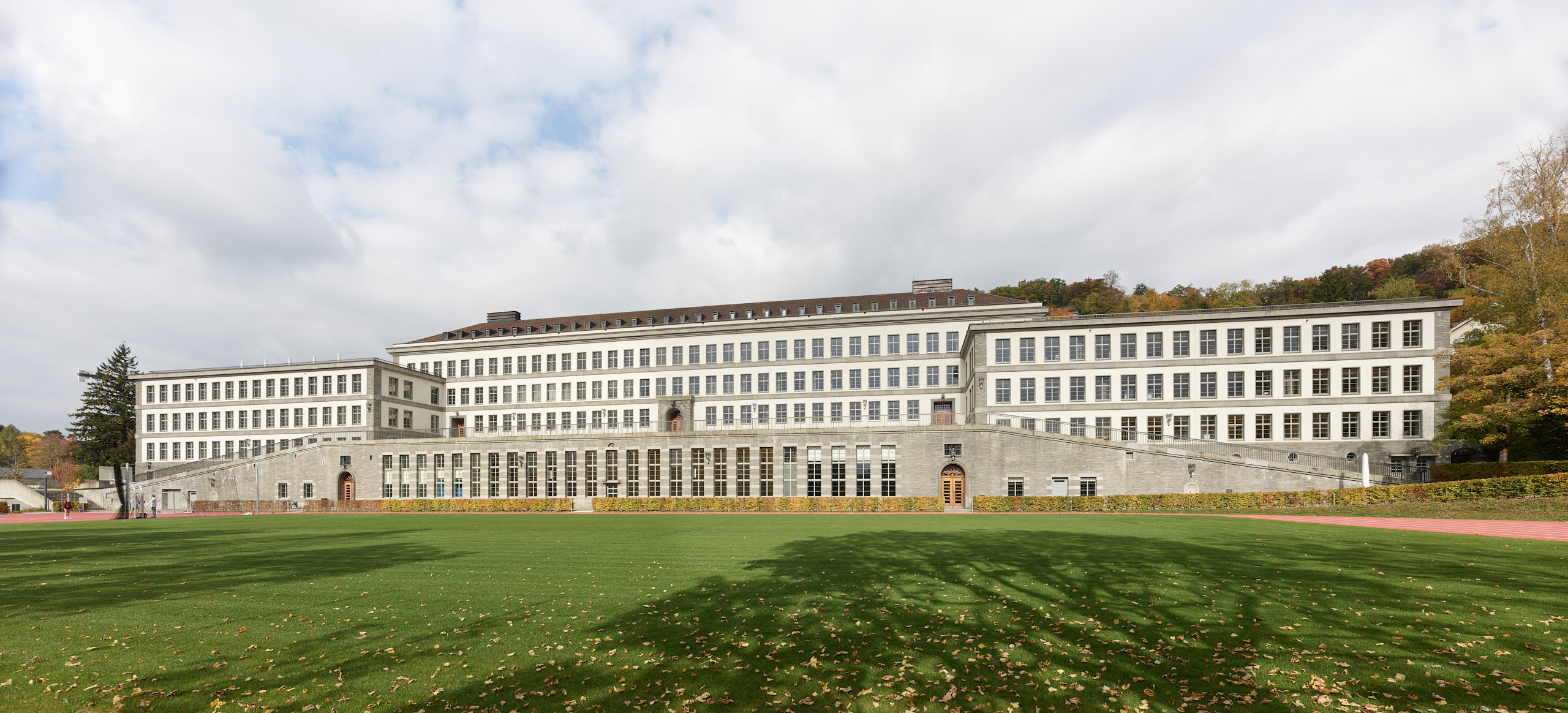 Kantonsschule im Lee